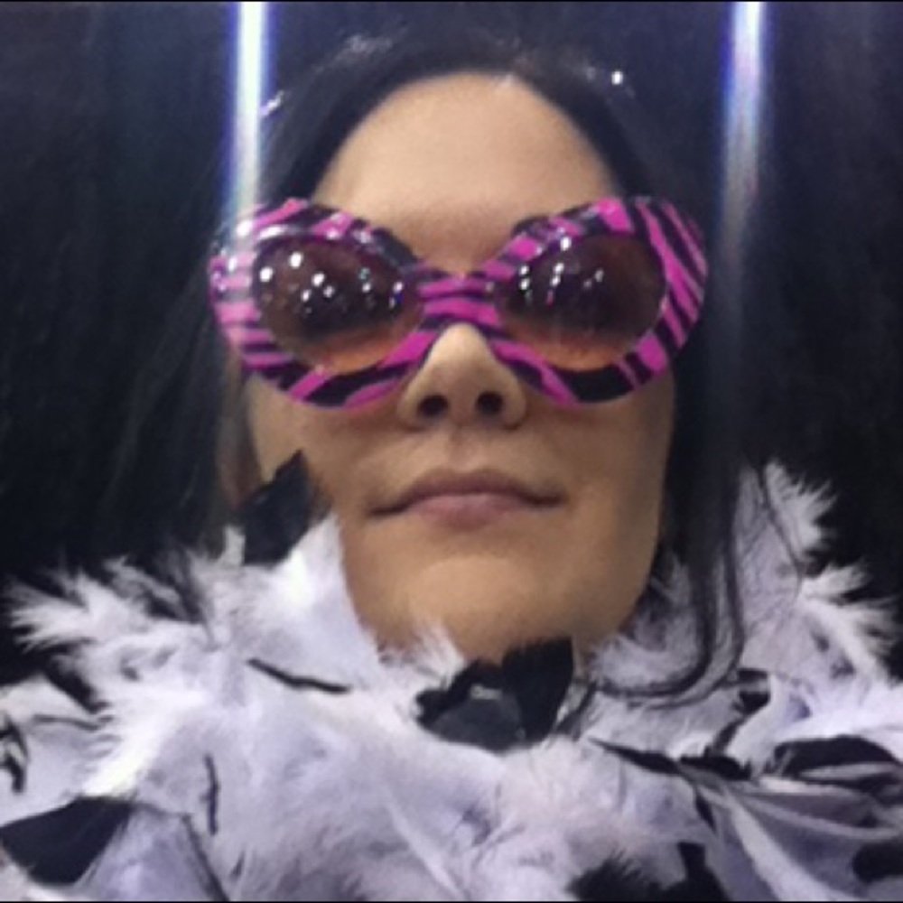 Meet your Posher, Melissa